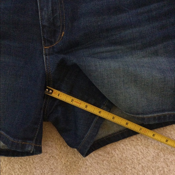 Joe's Jeans Darla Distressed Denim Jean Shorts Size 31 - Picture 5 of 11